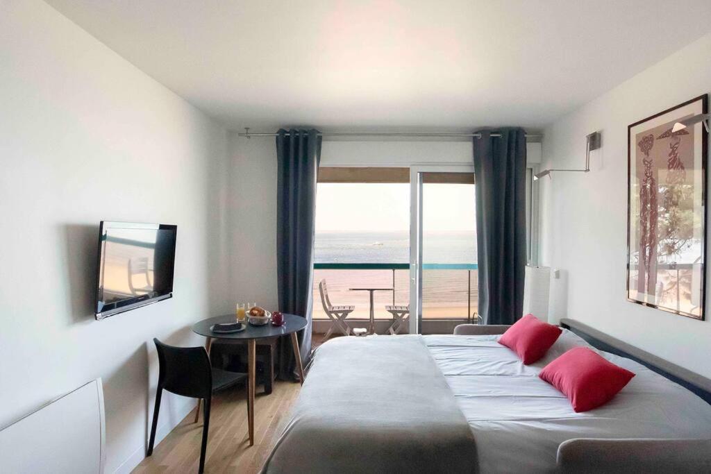 *studio*vue Bassin*acces Direct A La Plage*wifi* Apartment Arcachon